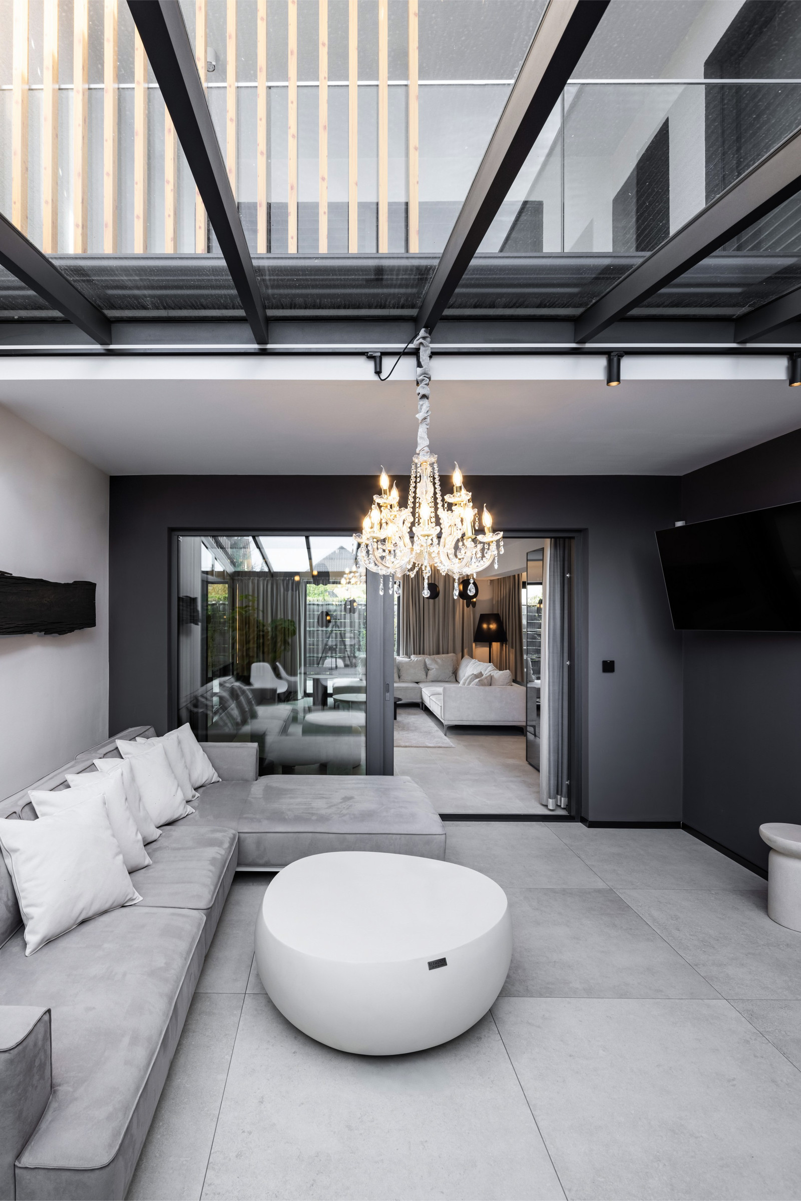 REALIZÁCIA DIZAJNU INTERIÉRU RODINNÉHO DOMU V Moravanoch nad Váhom